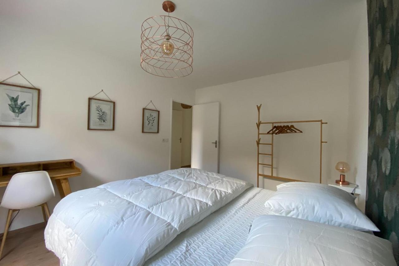 Spacious And Bright Nest In Hérouville-Saint-Clair Exteriör bild