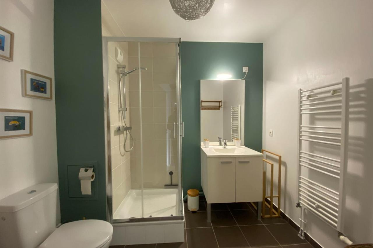 Spacious And Bright Nest In Hérouville-Saint-Clair Exteriör bild